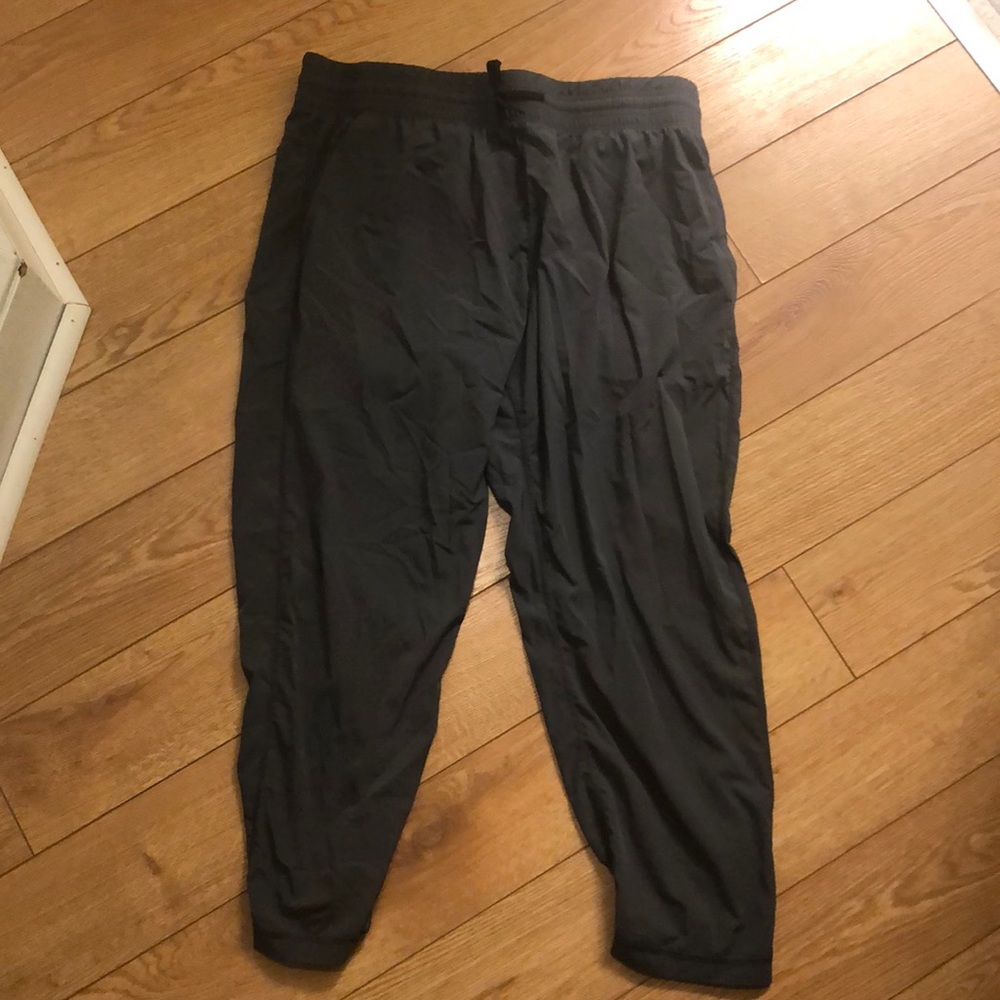 Men’s lightweight pants